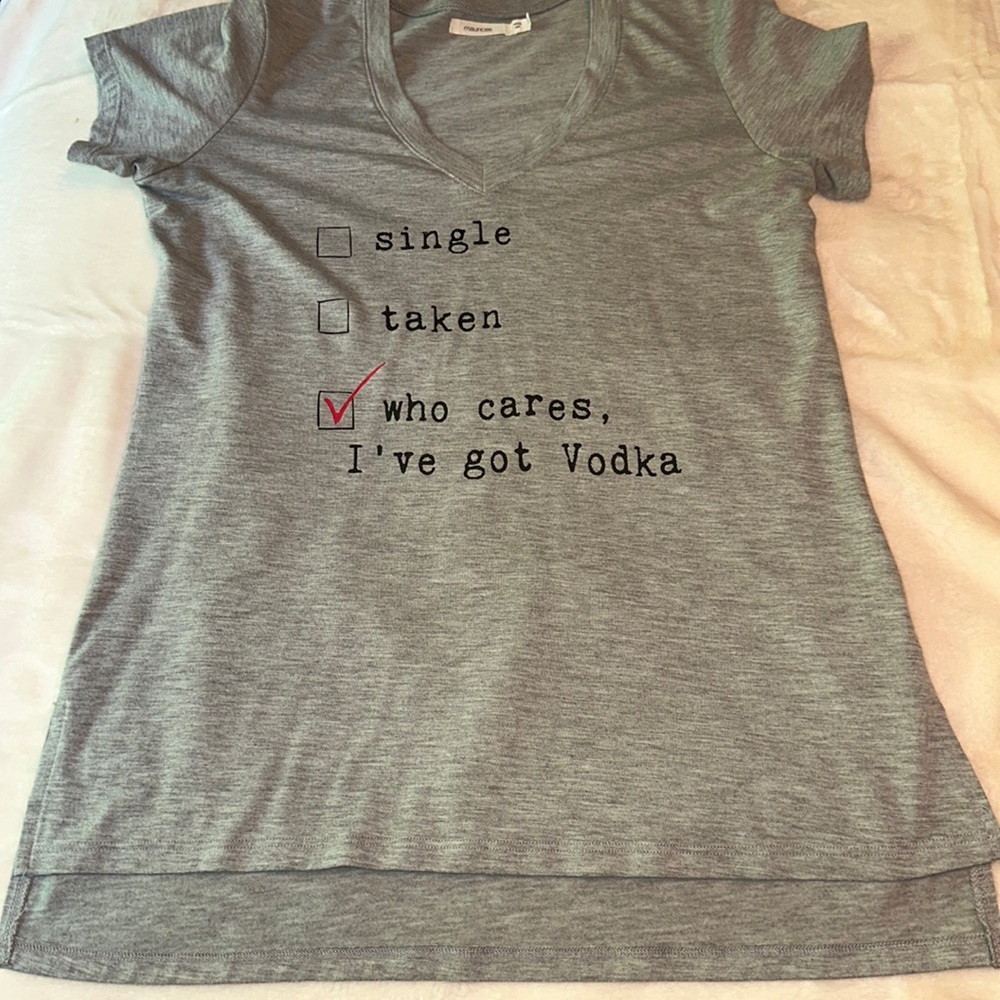 Maurice’s graphic tshirt